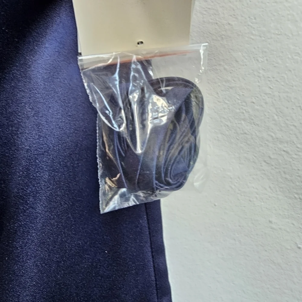 Strapless Satin Sweetheart Neckline Party Dress in Dark Blue, Size Medium